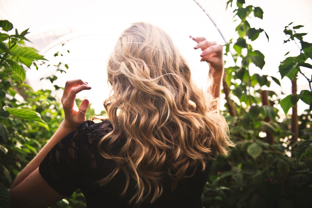 Top Tips for Lusher Locks: 6 Ways to Treat Thinning Hair